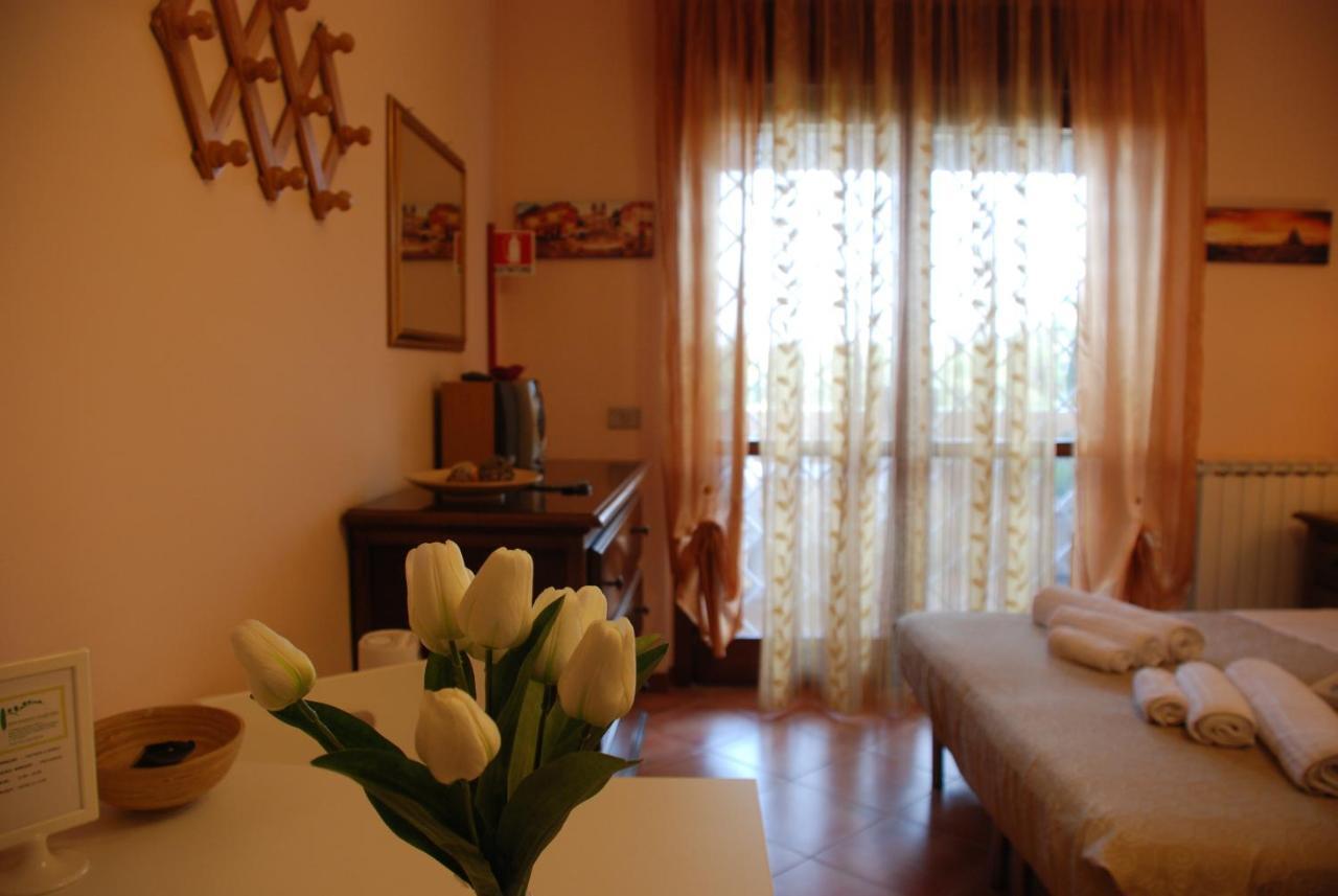 B&B Colline verdi Vitinia Buitenkant foto